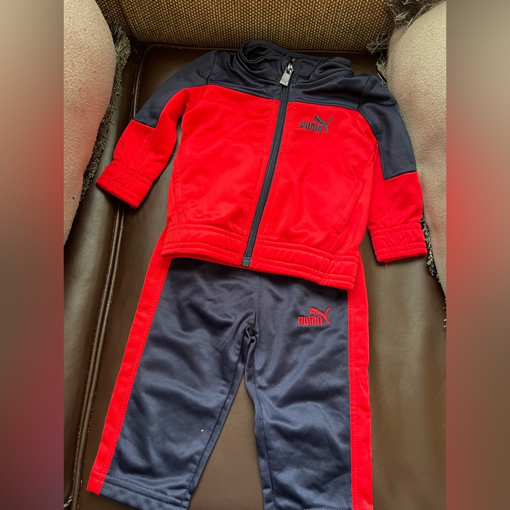 Boys / Girls Puma Outfit Size 3-6 Months